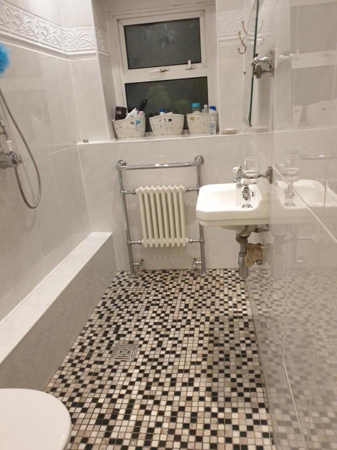 Judy'S B&B Private Home Cardiff Kültér fotó